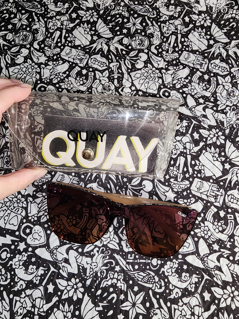 Quay Australia Men’s Sunglasses - Brown Lens with Clear Case